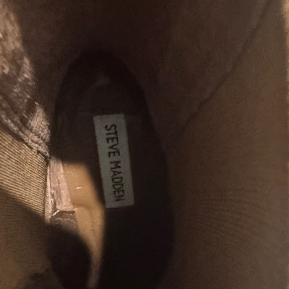 Leather Steve Madden Tan Suede Block Heel Chelsea Boots - Picture 2 of 4